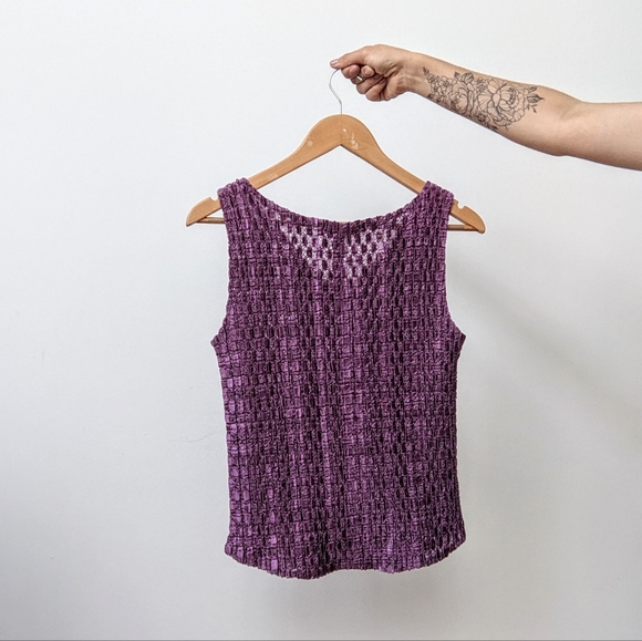 🖤 Textured Popcorn Tank Top - Picture 8 of 8